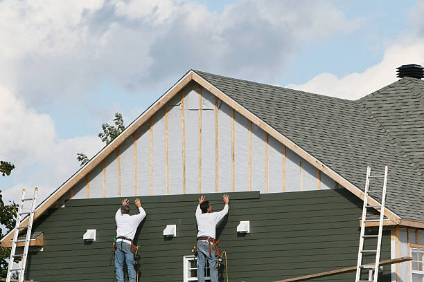 Professional Siding Contractor technician working in Trenton, NJ